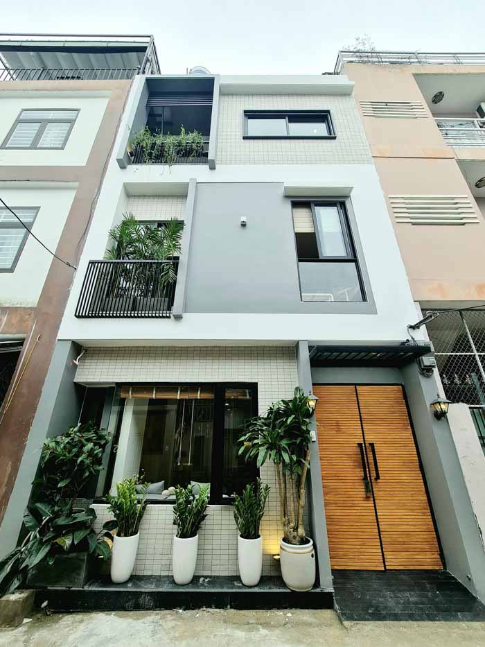 Mặt tiền bên ngoài đơn giản Mặt tiền bên ngoài đơn giản