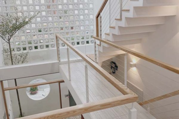 Nhà phố thông tầng 40m2 tone trắng gỗ xinh xắn 23 nha thong tang 40m2 tone trang go xinh xan 5