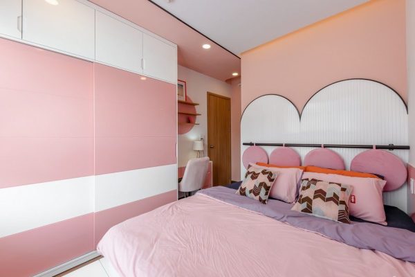 Thi công căn hộ chung cư 100m2 màu hồng hiện đại