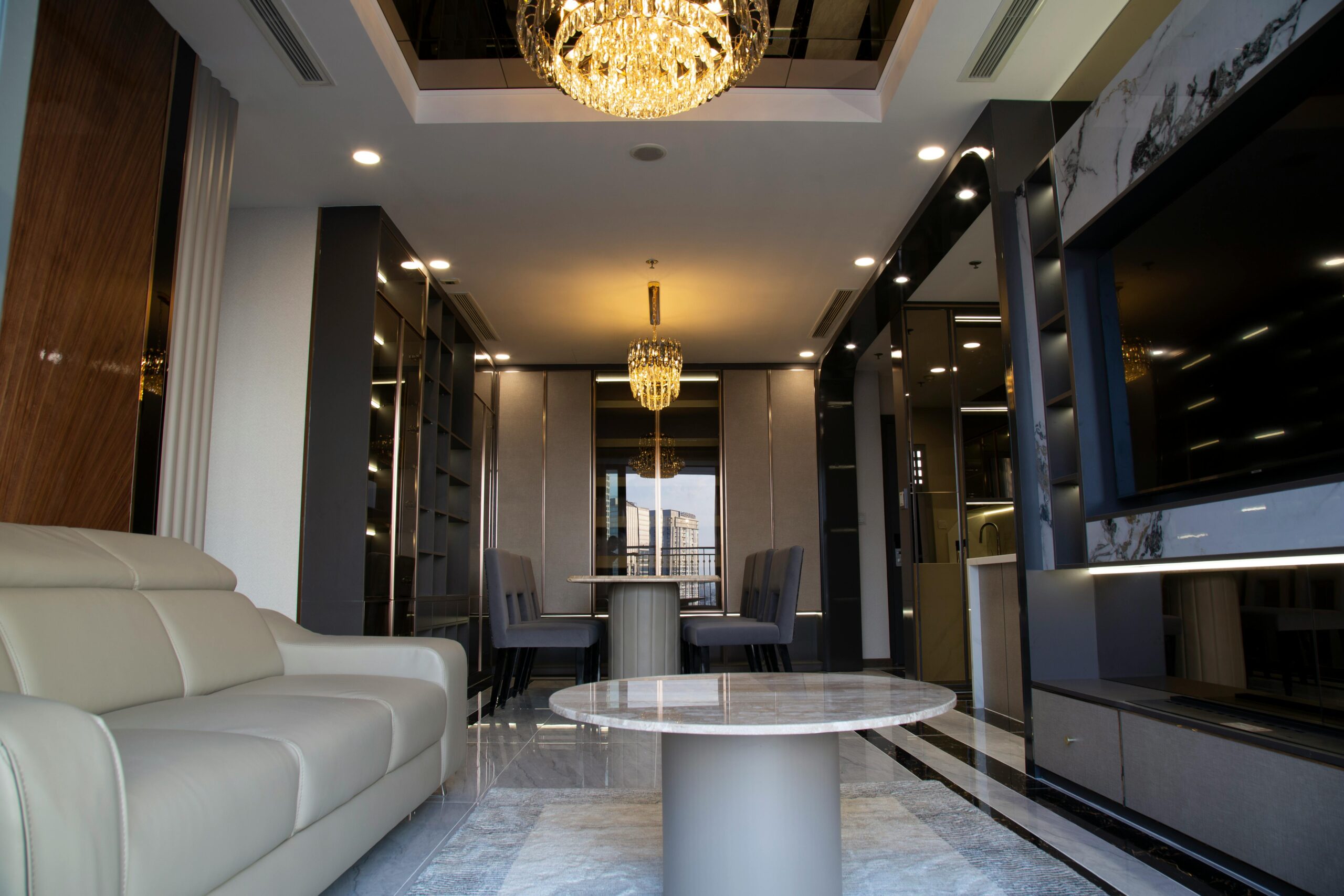 Thi công nội thất Vinhomes Skylake 3 phòng ngủ 133 m2 – Thiết kế hiện đại, sang trọng 16 Phòng khách với góc nhìn từ dưới