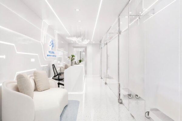 Khu chờ bên ngoài phòng khám Velora ảnh 1